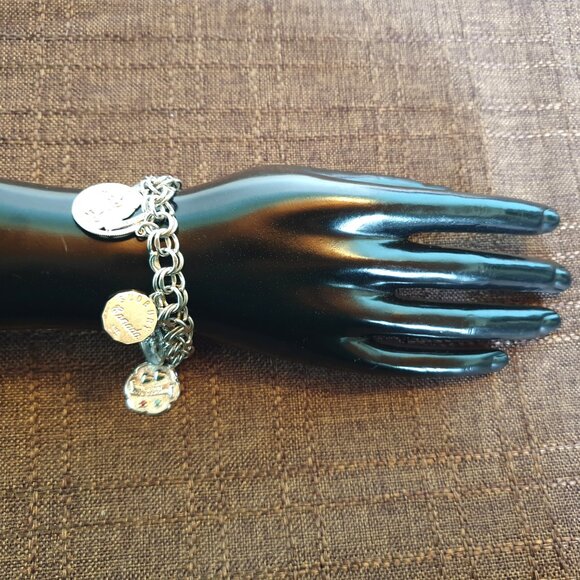 Rare Chunky Vintage Sterling Silver Commemorative Charm Bracelet – 39 grams - Picture 14 of 16